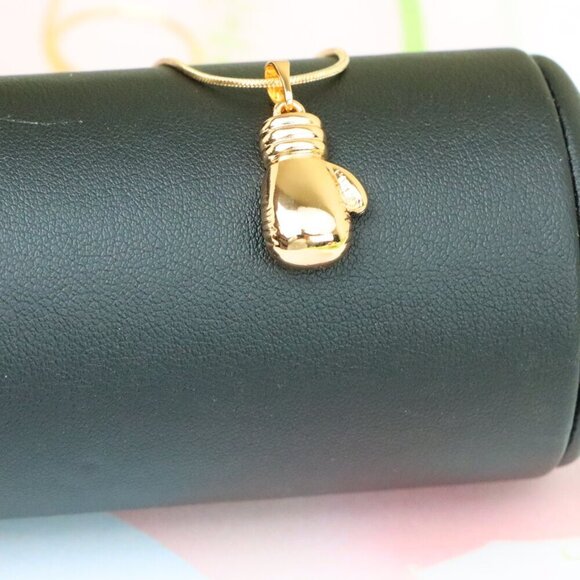 "Boxing Glove Rose Gold Pendant for Sporty Charm, XPPT1285 - Picture 2 of 12